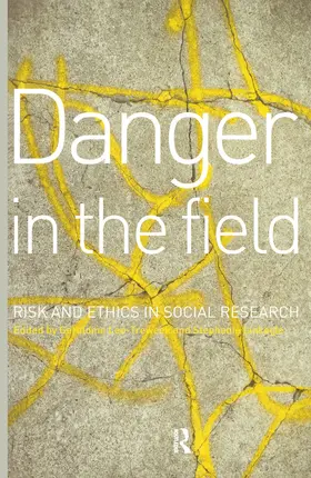 Lee-Treweek / Linkogle |  Danger in the Field | Buch |  Sack Fachmedien