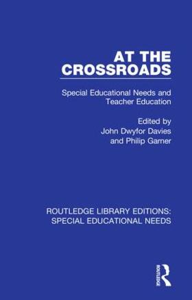 Davies / Garner |  At the Crossroads | Buch |  Sack Fachmedien