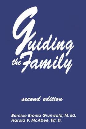 Grunwald / McAbee |  Guiding The Family | Buch |  Sack Fachmedien